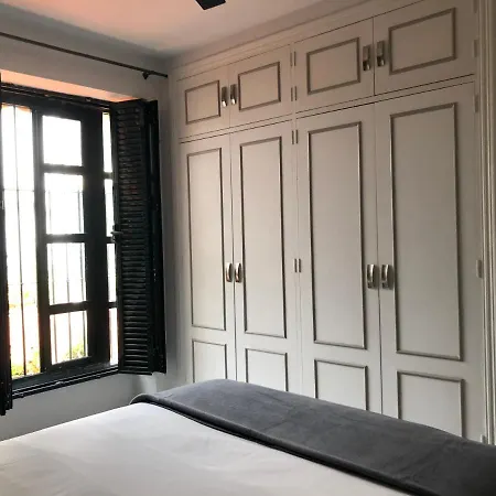 Olivos Jerez Apartment